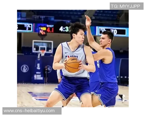 中国男篮双星联手贡献40分朱正关键失误影响比赛郇斯楠砍下16分6盖帽表现出色